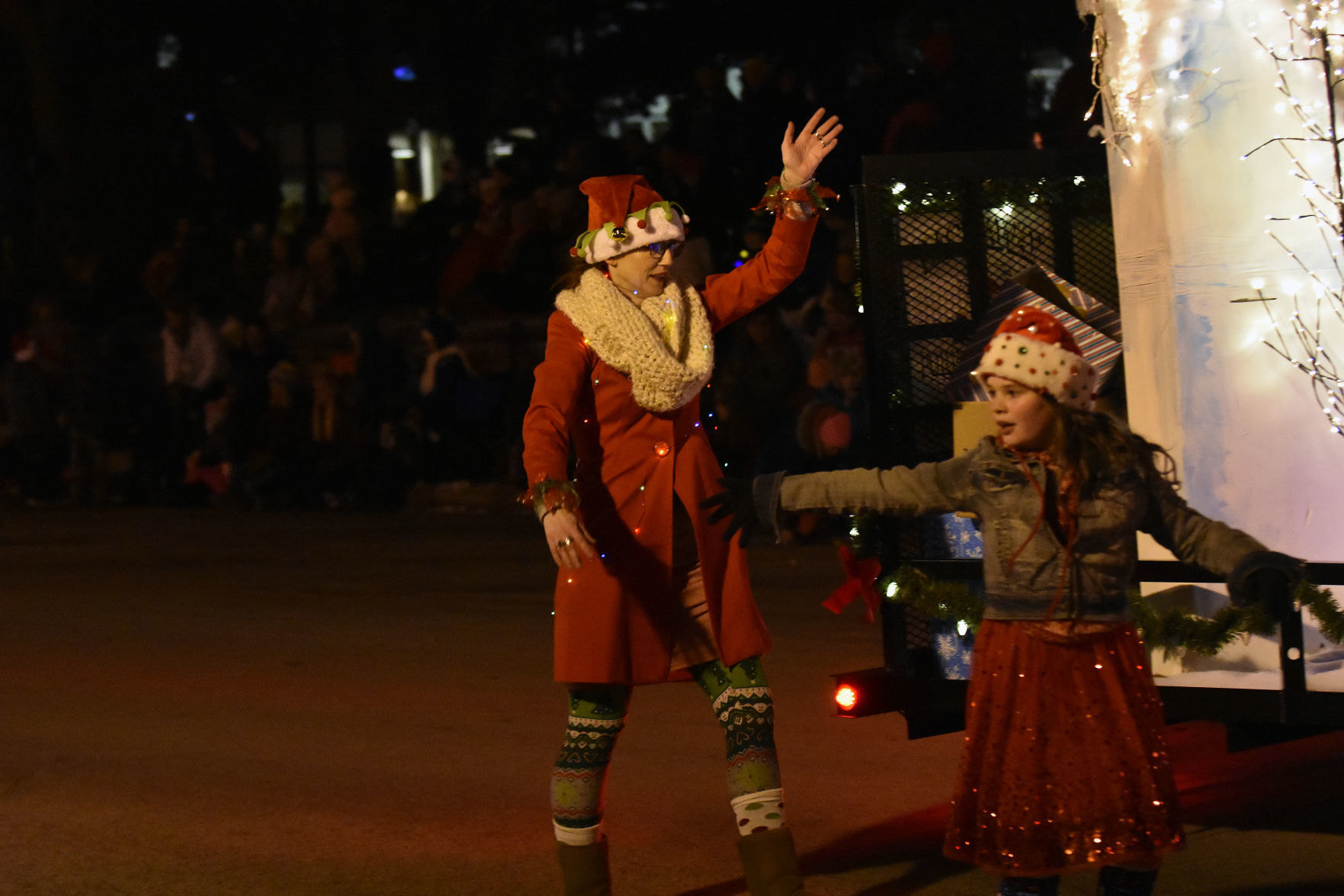 111718-bara-news-collection-light-paradeDSC_0133